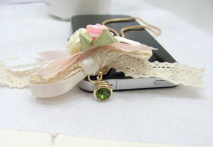 唯美布藝?yán)俳z玫瑰花長鏈iPhone防塵塞 日韓系手機(jī)飾品的優(yōu)雅之選